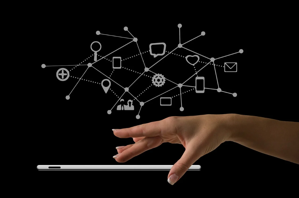 Revolutionizing Customer Engagement with Web & Mobile Apps